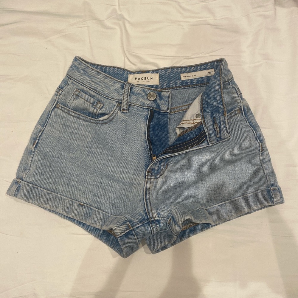 Pacsun mom jean shorts size 22